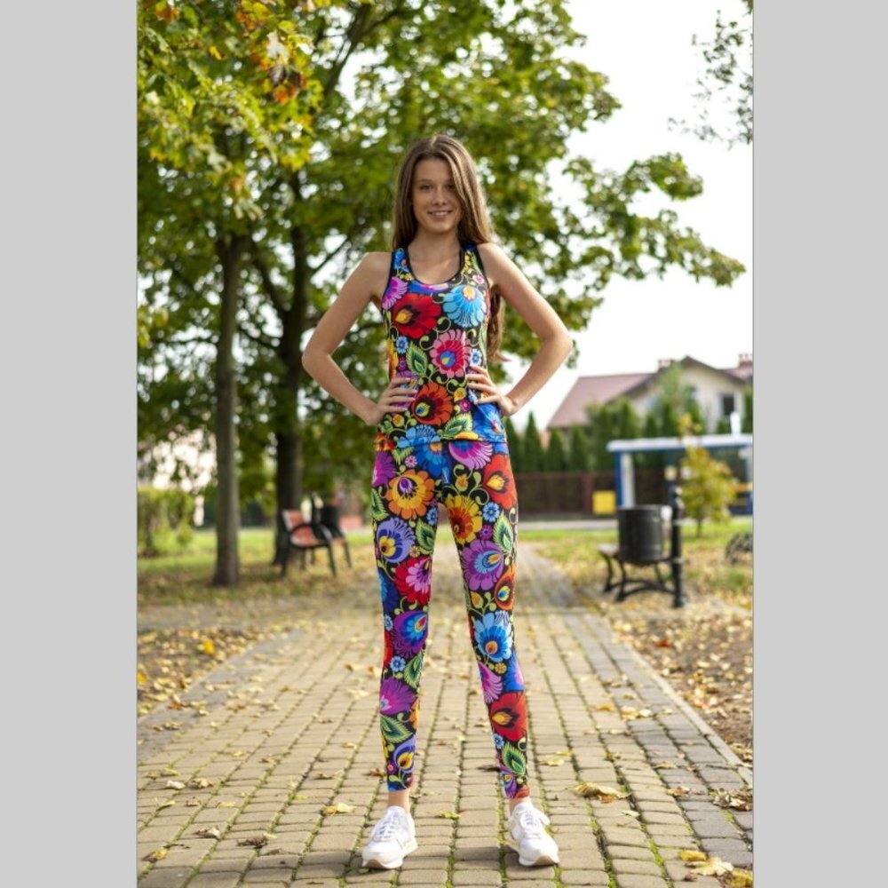 NWT fitness sport top folklore flowers no sleeve - Picture 4 of 4